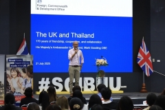 Welcoming-the-ambassador-22-07-68-16