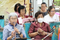 ภาพถ่ายบรรยากาศกิจกรรมดนตรีไทย ลานรมณีย์