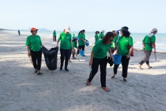 ภาพบรรยากาศกิจกรรมเก็บขยะบริเวณชาดหาดบางแสน