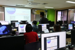 ภาพบรรยากาศการอบรม การสร้างสื่อประชาสัมพันธ์ ด้วยเทคนิค Canva