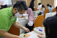 25661108-training-009