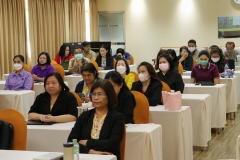 25661120-training-008