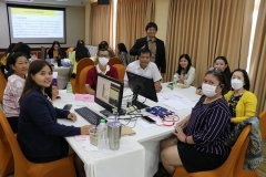 25661120-training-022