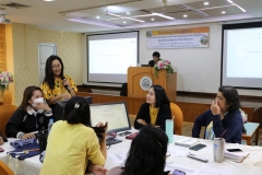 25661120-training-027