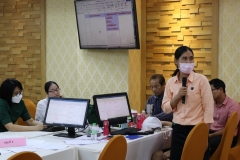 25661121-training-041