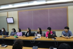 25661122-meeting-011