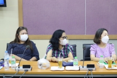 25661122-meeting-023