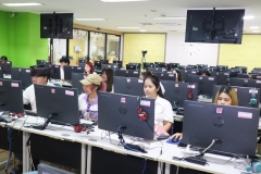 25670222-training-001