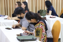 25670222-Ai-train-033