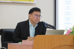 25670222-Ai-train-034