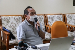 25670222-Ai-train-043