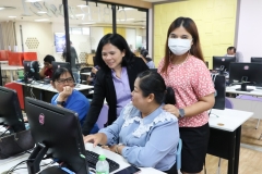 25670222-Ai-train-078