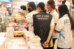 25661220-bookfair2024-030