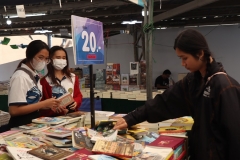 25661222-bookfair2024-018