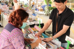 25661222-bookfair2024-093