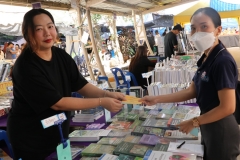 25661222-bookfair2024-142