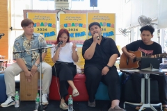 25661218-bookfair2024-031