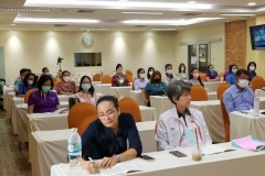 thumbs_consumer-behavior-7