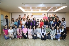 thumbs_Eng-for-Com-in-Digital-Age24-2