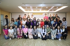 thumbs_Eng-for-Com-in-Digital-Age24-9