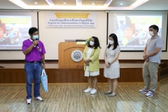 English-for-Communication-in-Digital-Age9-11