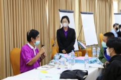 English-for-Communication-in-Digital-Age9-17