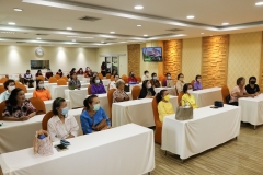 giving-a-new-world-66-22