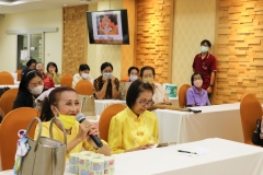 giving-a-new-world-66-38