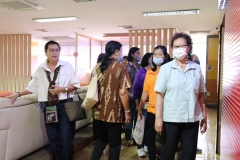 giving-a-new-world-66-54