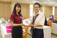 giving-a-new-world-66-85