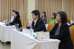 25670306-training-017