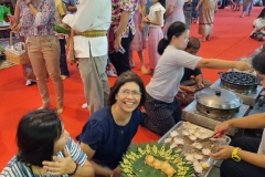 Khanom-Krok-at-Wat-Bosat-66-6