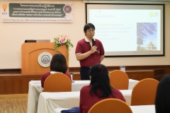 25660622-meeting-014