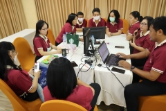 25660622-meeting-051