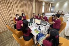 25660622-meeting-054