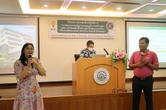 25660623-meeting-003