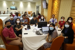 25660623-meeting-027