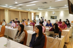 25670220-LibraryTalk-006