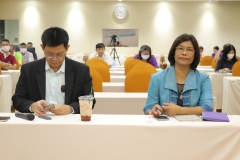 25660831-librarytalk-004