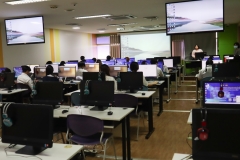 25670116-training-001