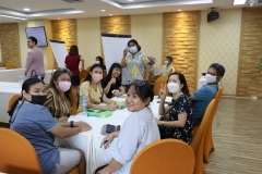 thumbs_personality-development-66-68