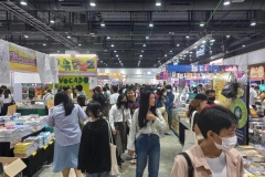 Read-books-to-your-liking19-66-26