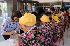 25670424-Songkran-019