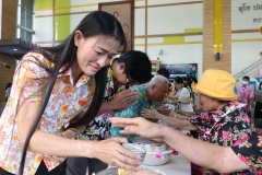 25670424-Songkran-027