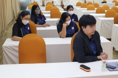 25670319-visitor-047