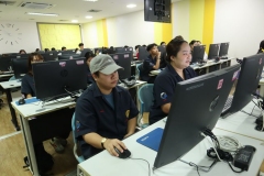 25681204-training-27