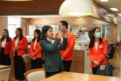 ต้อนรับและนำชมสำนักหอสมุดบุคลากรจากโรงเรียนเลยอนุกูลวิทยา