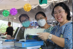 20241127-80D-bookfair-73