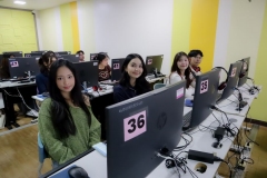 25690112-training-003