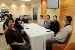 25681216-or-review-014